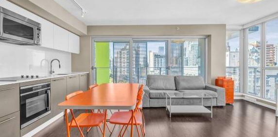 Vancouver Downtown High-Rise 2Bedrooms 1Bathroom Apartment - Photo 2