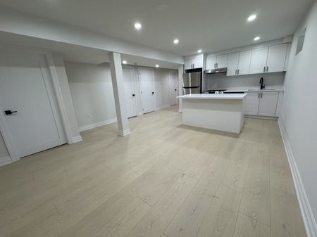 For Lease - 116 Redondo Drive Unit# Bst, Vaughan, Ontario - Photo 4