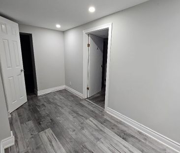 For Lease - 259 Tower Drive Unit# BSMT, Toronto, Ontario - Photo 3