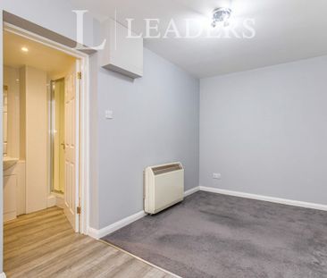 apartment to rent Pound Lane, Epsom, KT19 - Photo 6