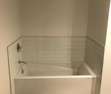 Condo 4 1/2 à louer - Terrebonne - Photo 2