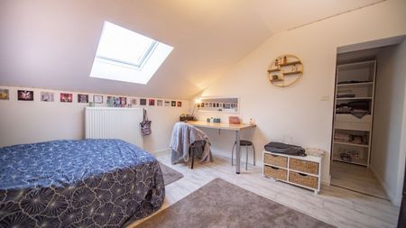 Appartement 9 pièces à Charmes - Photo 3