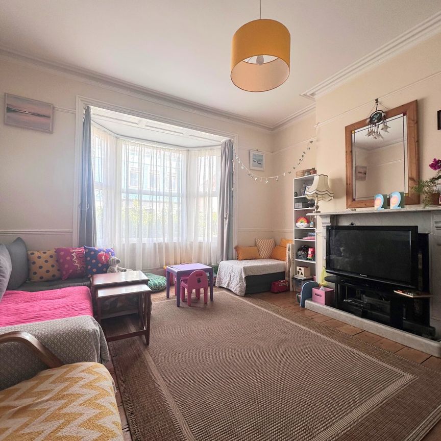 3 bedroom apartment to rent - Photo 1