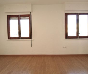 Piso de alquiler en Pueblo - Photo 5