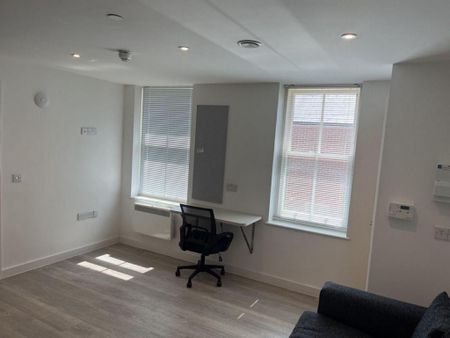 Studio to rent - Photo 5