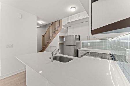 For Lease - 3476 Widdicombe Way Unit# 15, Mississauga, Ontario - Photo 4