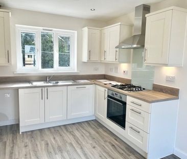 Stonecrop Crescent, St. Austell, PL25 - Photo 5