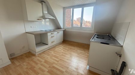 Appartement à proximité de la gare d'HAZEBROUCK Appartement de type T2 rénové - Une entrée ... - Photo 3