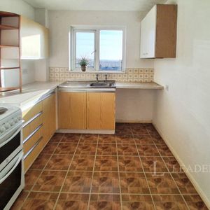 1 bedroom house to rent - Photo 2