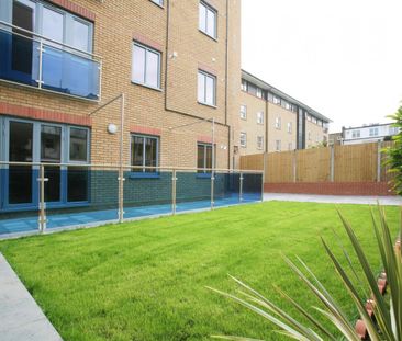 Chicksand Street, Spitalfields, London E1 - Photo 2