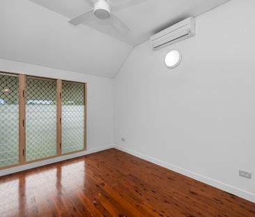 17 Glebe Place, Kirwan QLD 4817 - House For Rent | Domain - Photo 6