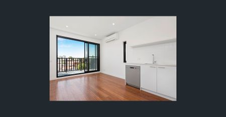 Easy Living 1 Bedroom Apartment on Higher Level! - Photo 2