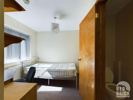 7 bedroom end of terrace house to rent - Photo 5