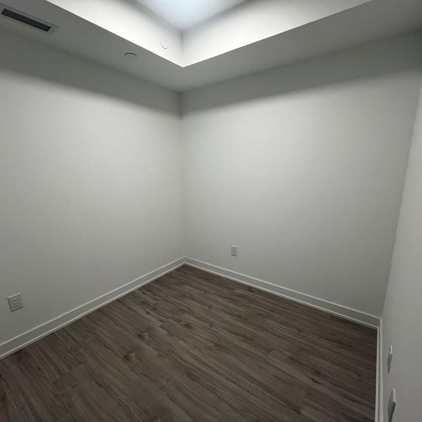 For Lease - 252 Church Street Unit# 5508, Toronto, Ontario - Photo 1