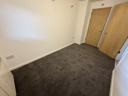 2 bedroom flat to rent - Photo 3