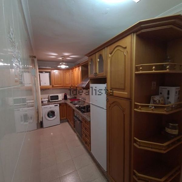 Alquiler de piso en Centro - Photo 1