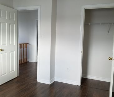 For Lease - 38 Lang Drive, Barrie, Ontario - Photo 1