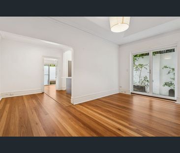 9 Harkness Street, Woollahra, NSW 2025 - Photo 6