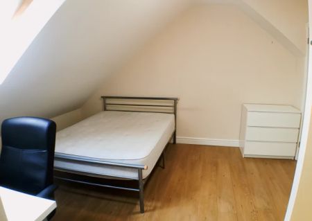 Entire Place·6B6B···13A Kenpas Highway - Photo 3