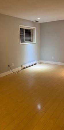 Spacious renovated 1BR/1BA suite for rent - Photo 1