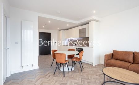 1 Bedroom flat to rent in Skyline Apartments, Makers Yard, E3 - Photo 3