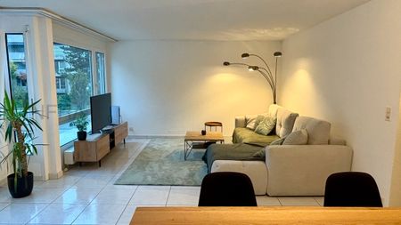 2.5 rooms with large terrace – Ideal for enjoying the outdoors - Photo 2