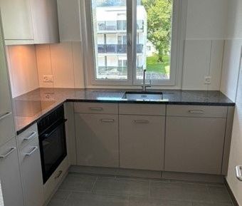 Rent a 3 rooms apartment in Kempten-Wetzikon - Photo 3