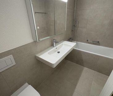 Grosszügige 1½-Zimmerwohnung mit Balkon - Photo 2