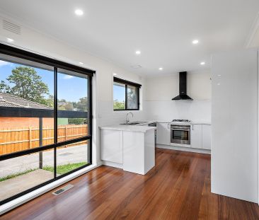 63 Manchester Road, Mooroolbark - Photo 5