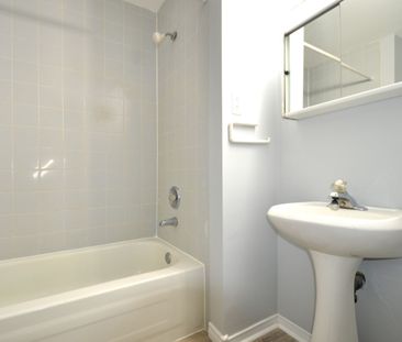 For Lease - 39 JONES Drive Unit# LOWER, Barrie, Ontario - Photo 6