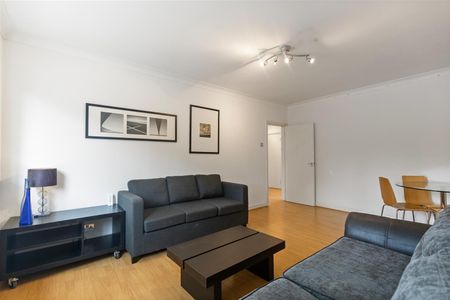 Fairfax Road, South Hampstead, London - Photo 2