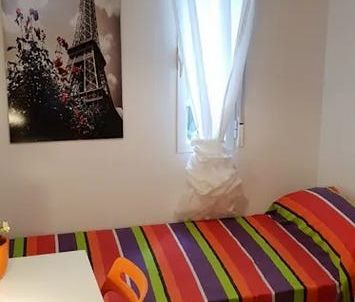 Paseo de Perales, Madrid, Community of Madrid 28011 - Photo 1