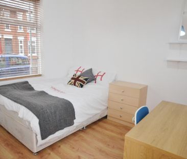 5 bedroom terraced house to rent - Photo 2