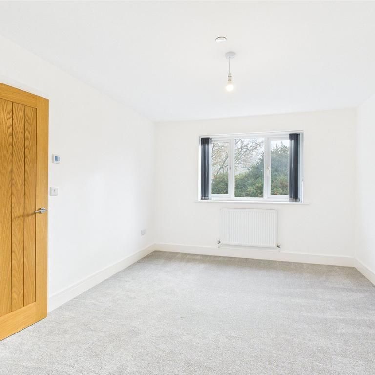 4 bedroom detached house to rent - Photo 1