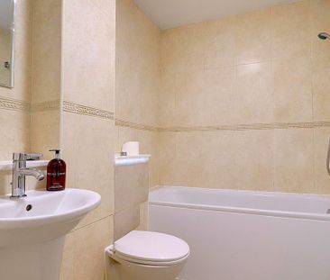 2 bedroom house to rent - Photo 4