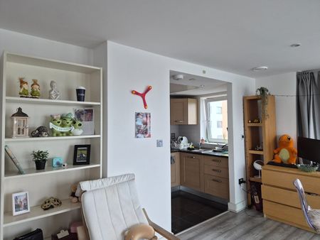 Room in a Shared Flat, Mast Quay, SE18 - Photo 2