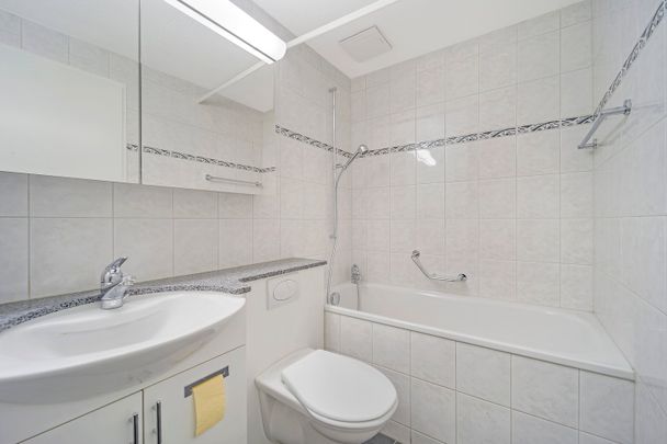 "Direkt an der Aare - nicht nur perfekt für Singles!" - Foto 1