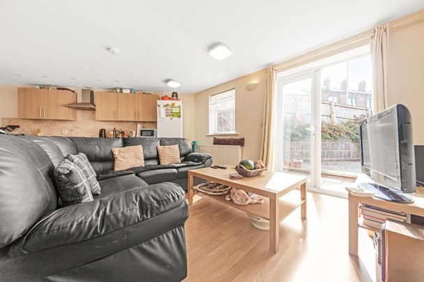 2 Bed Detached House, Monkbridge Street, LS6 - Photo 1