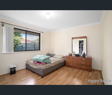 22 Huggins Road, Thornlie, WA 6108 - Photo 3