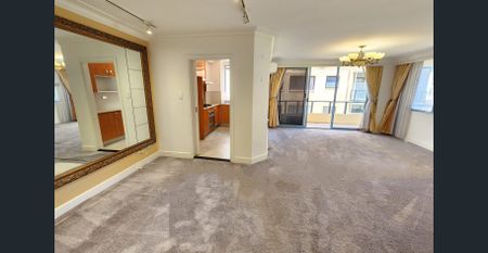 Two Bedroom Apartment in Resort Style Complex - Photo 2