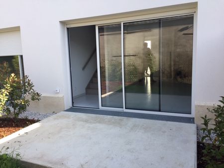 Location Appartement 3 pièces 68m² - Photo 5