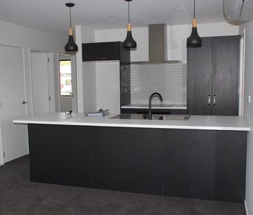 Modern Home - Pyes Pa - Photo 3