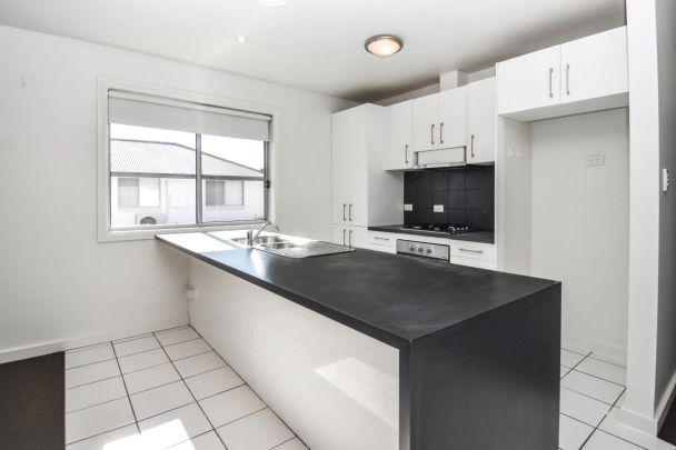 Low-Maintenance Living Made Easy - Photo 1