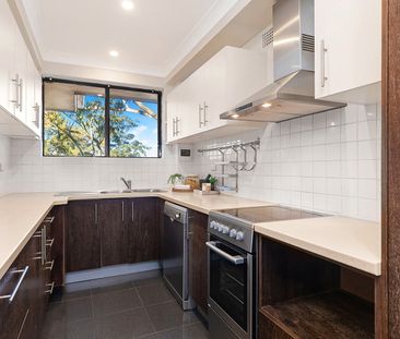 Spacious & Convenient 2 Bedroom Unit - Photo 3