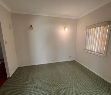 MASSIVE 2 BED 2 BATH DUPLEX NEAR GOLF COURSE - Photo 6