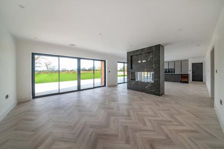 5 bedroom detached house to rent - Photo 5