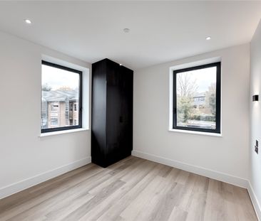 Rye Close, Fleet, Hampshire, GU51 - Photo 2