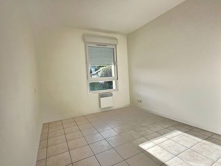 APPARTEMENT T3 - BALCON ET PARKING - Photo 4