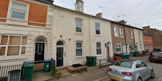 Lower Ford Street Room 6 - Photo 3