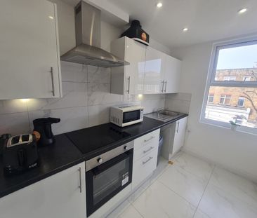 Studio Flat, Rock St, N4 - Photo 3